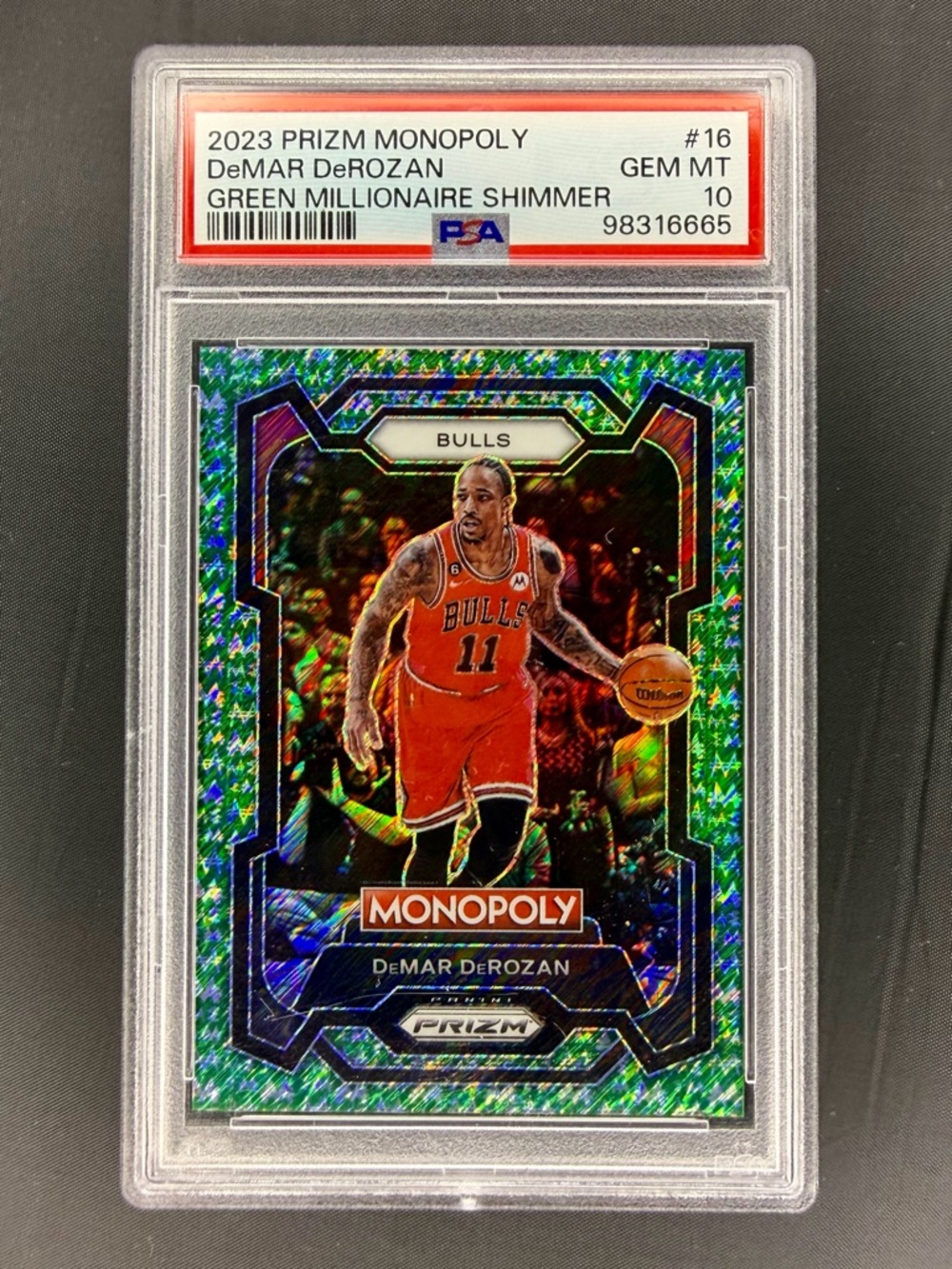 2023 PRIZM MONOPOLY GREEN SHIMMER DEMAR DEROZAN 11/20 PSA 10 BULLS JERSEY MATCH